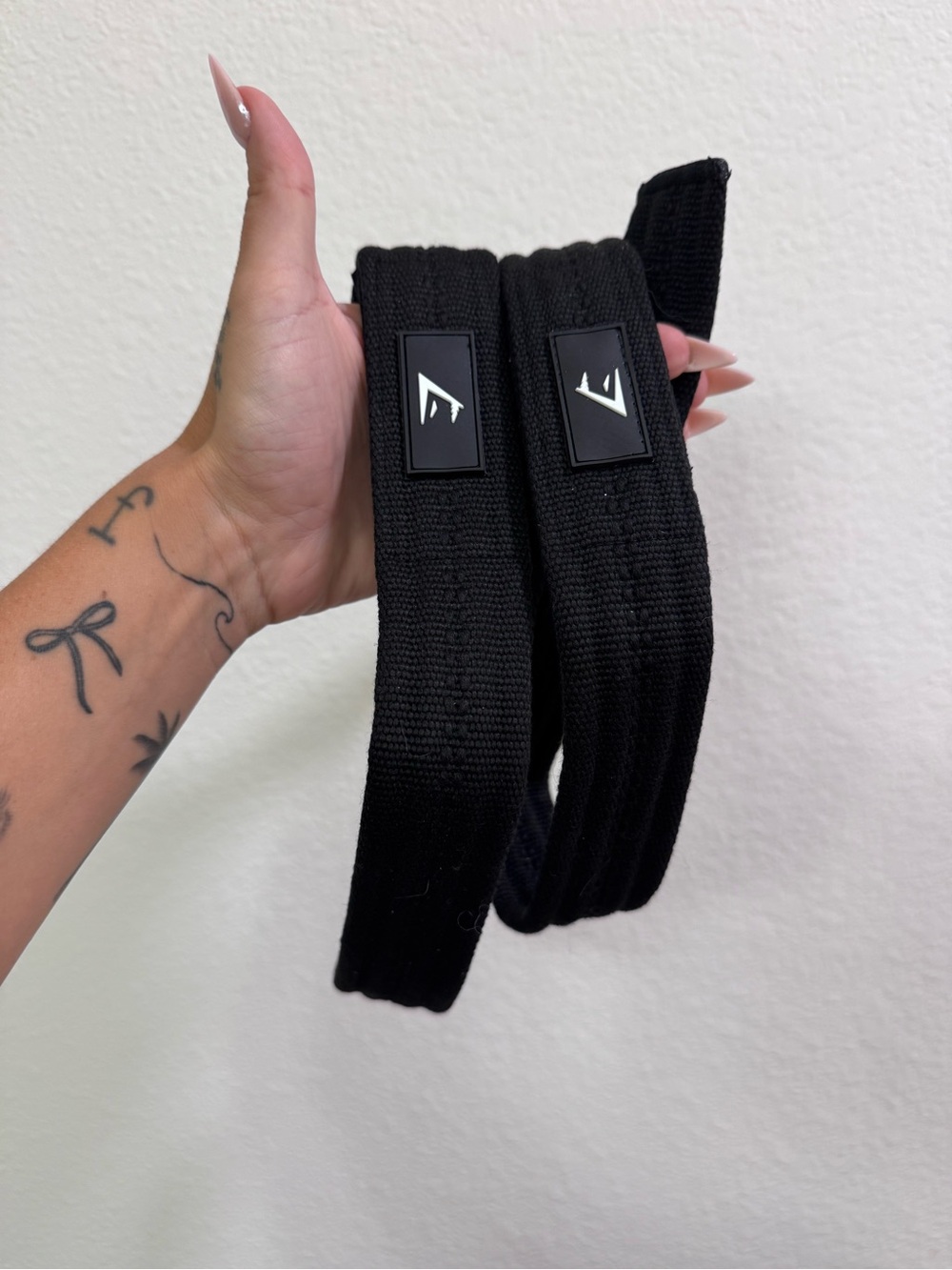 Gymshark lifting straps